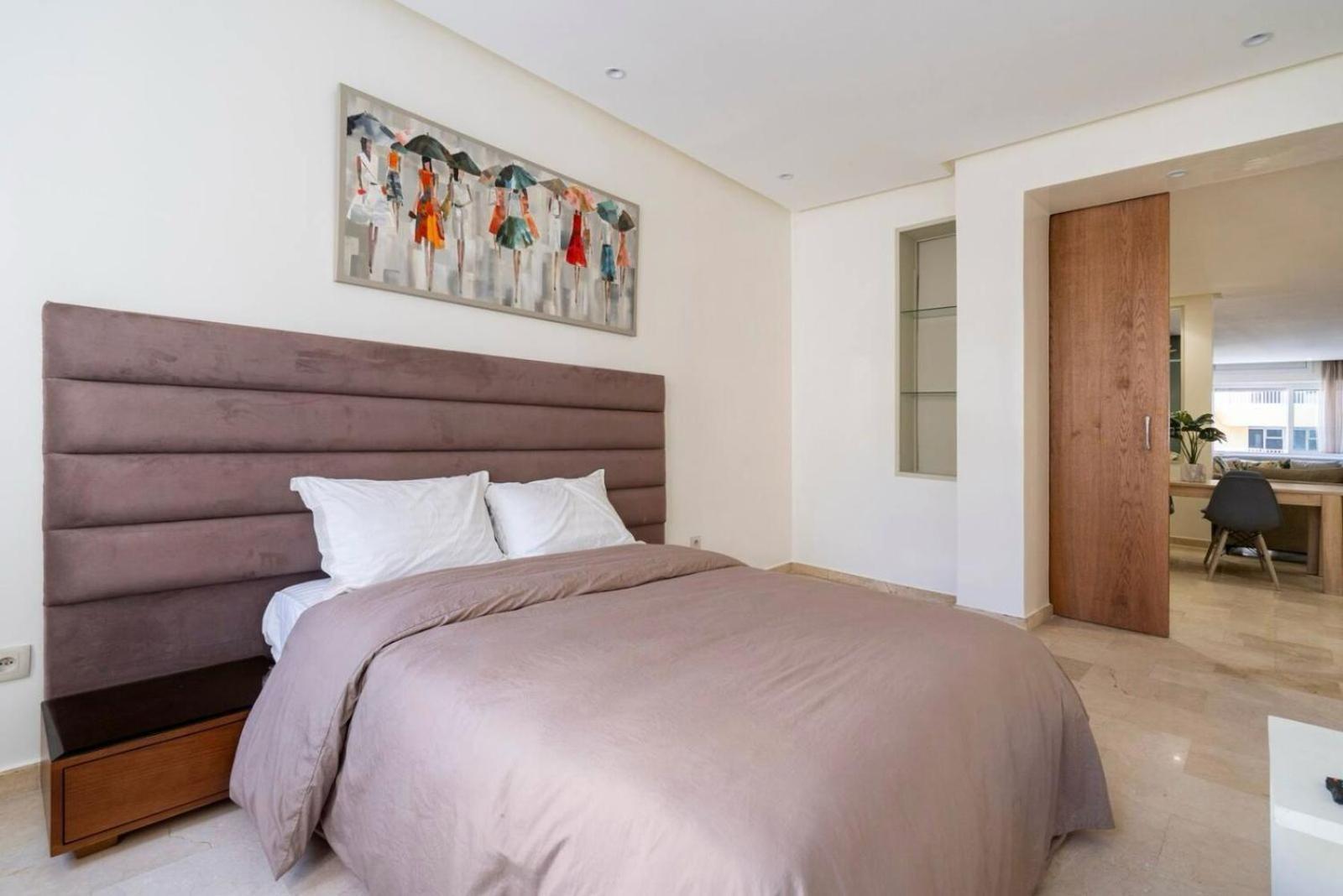 The Metropolitan 3 Location * Casa Blanca